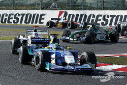 Felipe Massa leads Jacques Villeneuve