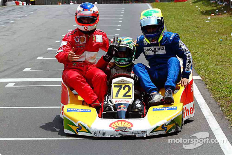 Los ganadores de la carrera, Rubens Barrichello, Tony Kanaan y Felipe Massa