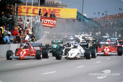 The start: Patrick Tambay and Keke Rosberg