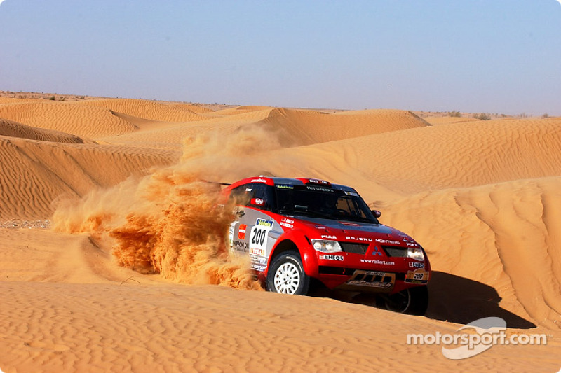 2003: Hiroshi Masuoka dan Andreas Schulz, Mitsubishi Pajero Evolution