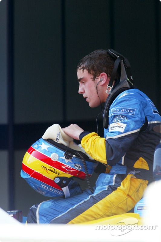 Así de agotado acabó tras la carrera (GP de Malasia 2003)