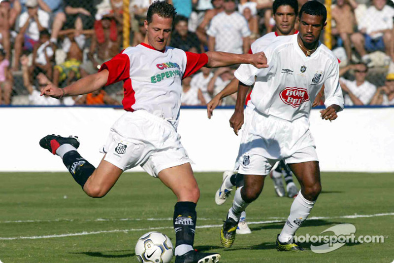 Michael Schumacher plays football at Santos