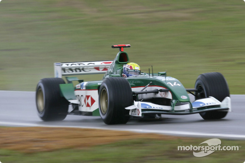 Герой обох кваліфікацій Марк Веббер, Jaguar Cosworth