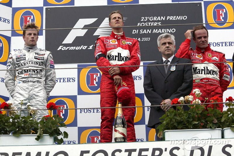 Podio: ganador de la carrera Michael Schumacher, segundo Kimi Raikkonen y tercero Rubens Barrichello