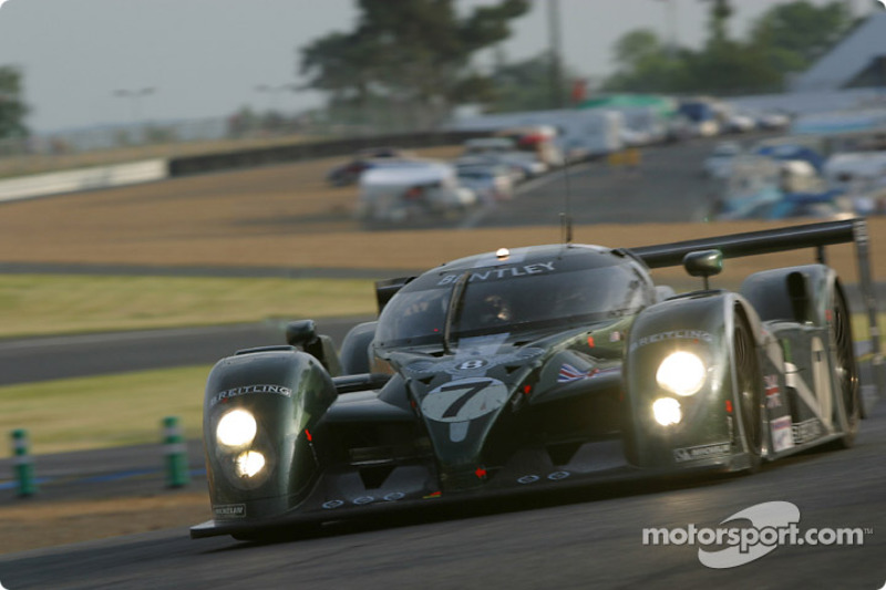 #7 Team Bentley Bentley Speed 8: Tom Kristensen, Rinaldo Capello, Guy Smith
