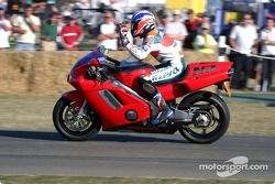 Mick Doohan sur la Honda NR751 1992