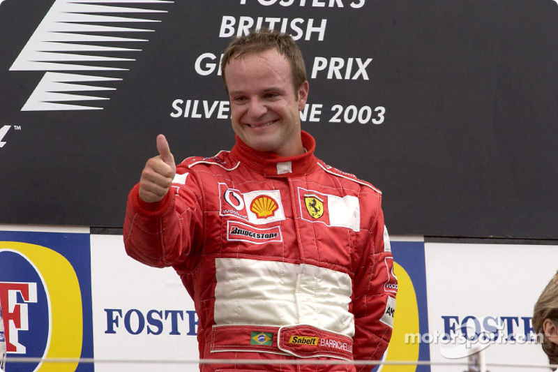 En 2003, Barrichello ganó en Inglaterra, prueba marcada por una nueva invasión de pista