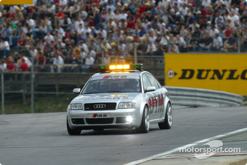 El safety car Audi RS6 DTM