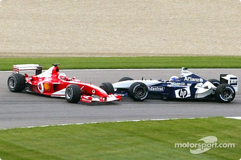 Choque de Juan Pablo Montoya y Rubens Barrichello