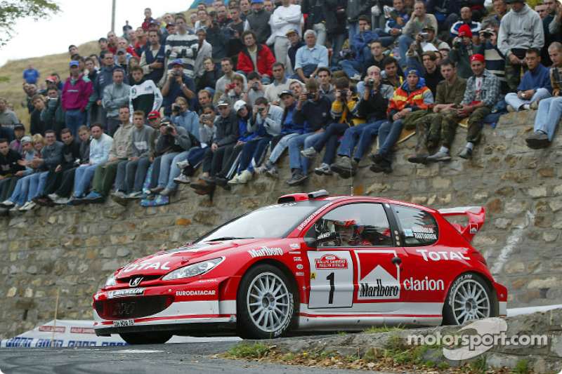 Marcus Grönholm, en el Rallye San Remo 2003