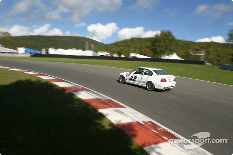 #22 CSL Racing BMW 330i: Steve Olsen, David Chenoweth, Steven Gorriaran