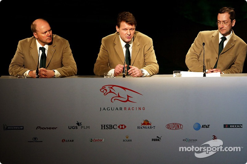 Direktör, mühendising for Jaguar Racing, Ian Pocock, Direktörü, Jaguar Racing, David Pitchforth ve C