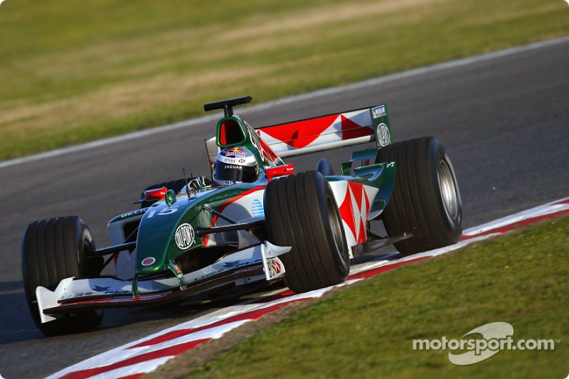 Christian Klien tests the new Jaguar R5