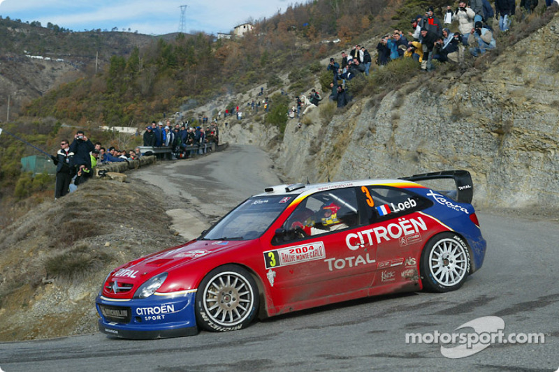 2004 - Deuxième victoire de Loeb : Citroën Xsara WRC