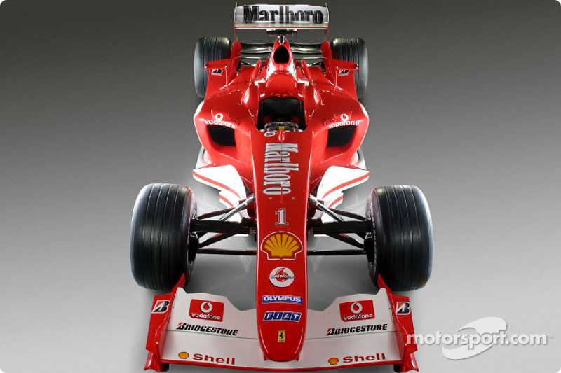 yeni Ferrari F2004