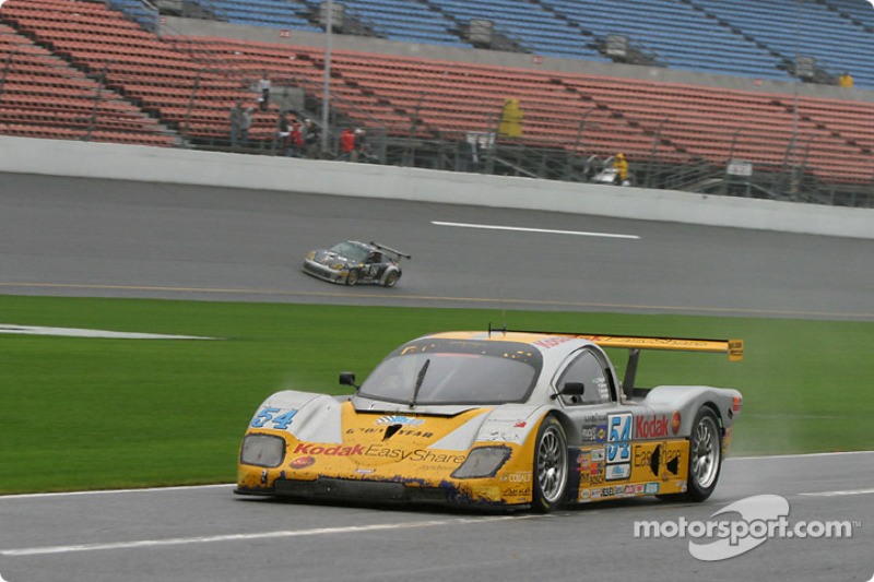 2004: #54 Bell Motorsports Pontiac Doran: Forest Barber, Terry Borcheller, Andy Pilgrim, Christian Fittipaldi on pit road for a late driver change