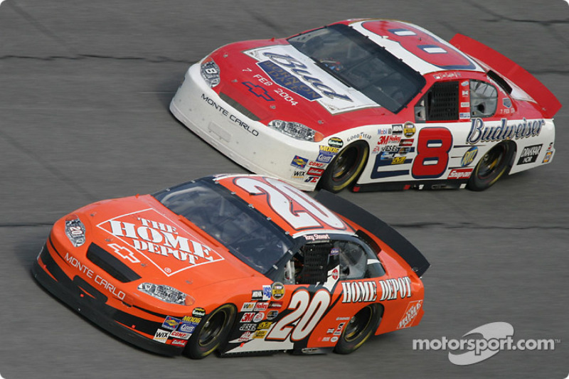 Tony Stewart und Dale Earnhardt Jr.