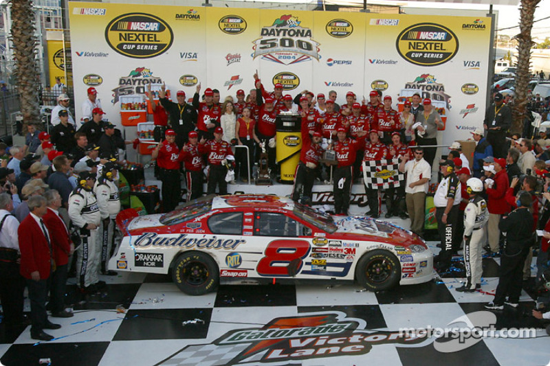 Dale Earnhardt Jr. celebrates with DEI crew