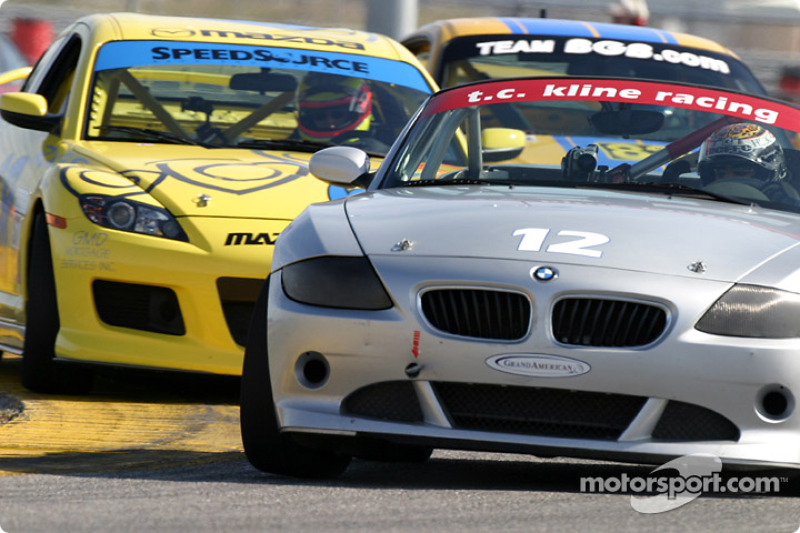 La BMW Z4 n°12 du TC Kline Racing (Anita Sangi, Neal Sapp)