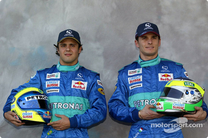 2004 - Felipe Massa 12 X 22 Giancarlo Fisichella