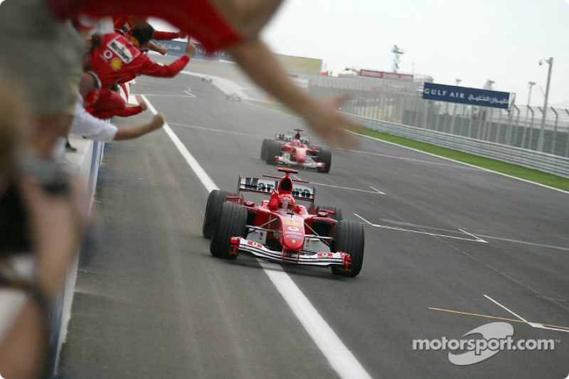 Michael Schumacher celebra el triunfo