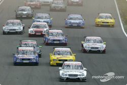 Start: Jean Alesi, Team HWA, AMG-Mercedes C-Klasse 2004