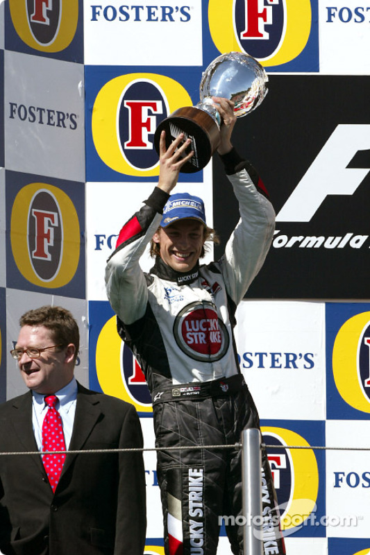 Podio: segundo lugar Jenson Button, BAR-Honda