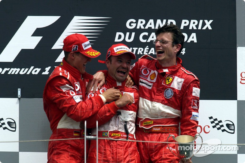 Podyum: Yarış galibi Michael Schumacher ve Rubens Barrichello