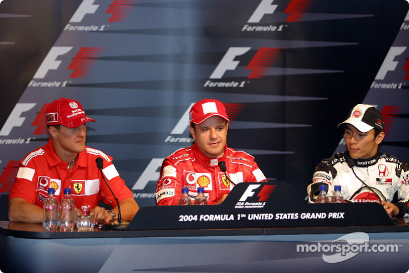 Saturday basın toplantısı: Pole: Kazanan Rubens Barrichello ve Michael Schumacher ve Takuma Sato