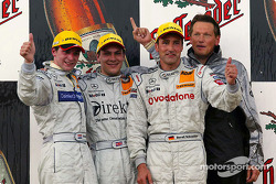 Podium: 1. Gary Paffett, Team HWA, AMG-Mercedes C-Klasse 2004; Christijan Albers, Team HWA, AMG-Merc