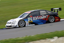 Peter Dumbreck, OPC Team Phoenix, Opel Vectra GTS V8 2004