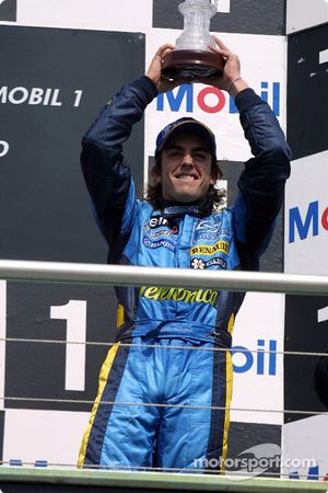 Podium: Fernando Alonso
