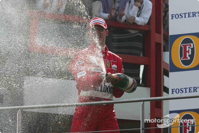 Podium: champagne for Michael Schumacher