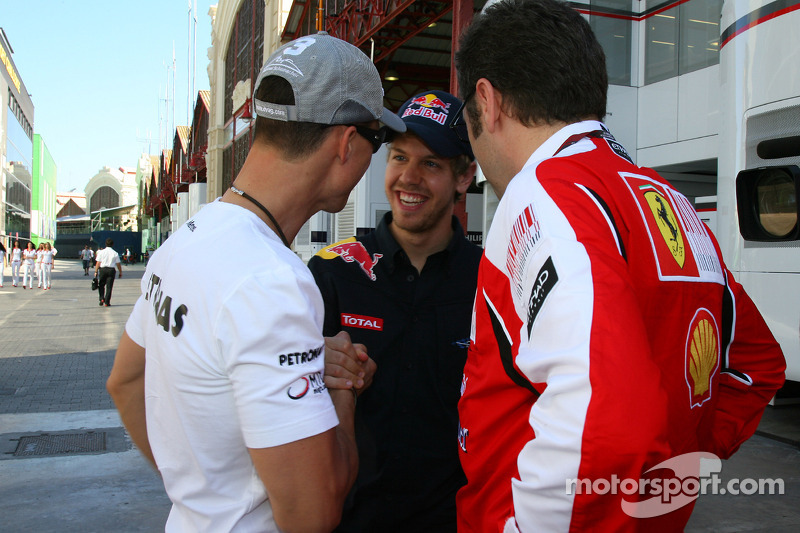 Sebastian Vettel, Red Bull Racing ve Stefano Domenicali Ferrari Direktörüü ve Michael Schumacher, Me