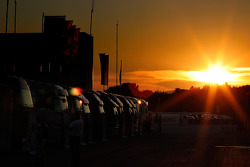 Soleil couchant sur le Circuit Paul Ricard