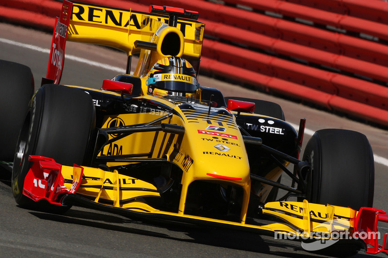 2010: Renault R30