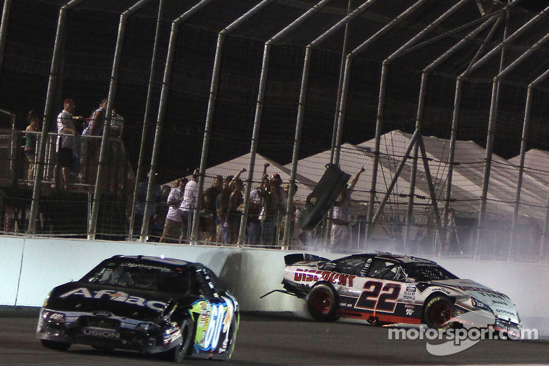 Edwards vs. Keselowski, Round Three