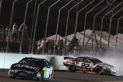 Brad Keselowski and Carl Edwards tangle coming to the checkered flag