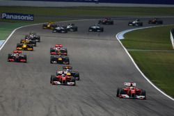 Felipe Massa, Scuderia Ferrari devant au départ de la course