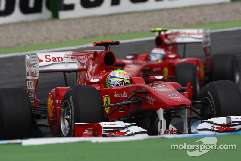 Felipe Massa, Scuderia Ferrari leads Fernando Alonso, Scuderia Ferrari