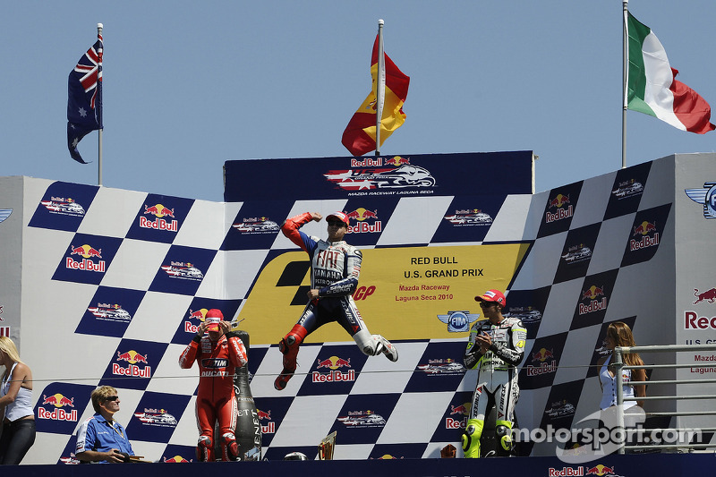 Podium: race winner Jorge Lorenzo, Fiat Yamaha Team, second place Casey Stoner, Ducati Marlboro Team