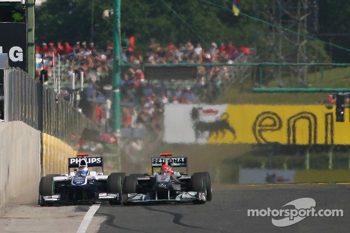 Rubens Barrichello y Michael Schumacher en Hungría 2010