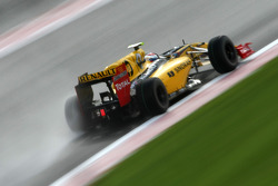 Виталий Петров, Renault F1 Team