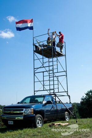 Mosport Fans watch Friday Practice from on high