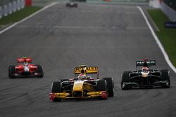 Виталий Петров, Renault F1 Team