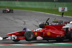 Trouble for Rubens Barrichello, Williams F1 Team and Fernando Alonso, Scuderia Ferrari