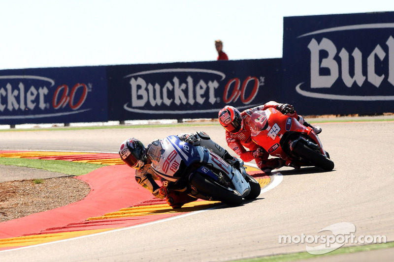 2010: Jorge Lorenzo dan Nicky Hayden di Aragon