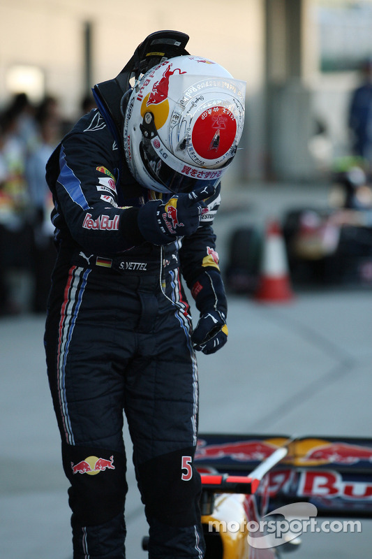 Le vainqueur Sebastian Vettel, Red Bull Racing, célèbre