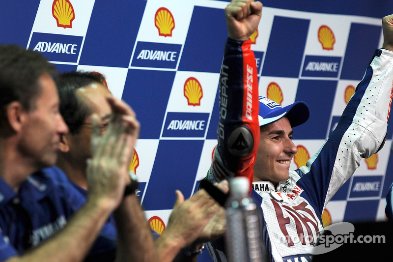 Persconferentie: 2010 MotoGP kampioen Jorge Lorenzo, Fiat Yamaha Team