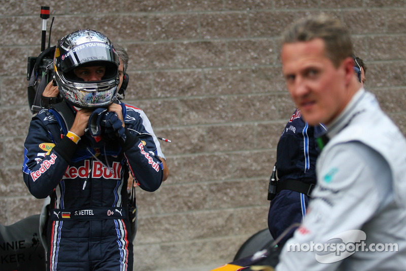 Pole: Kazanan Sebastian Vettel, Red Bull Racing ve Michael Schumacher, Mercedes GP
